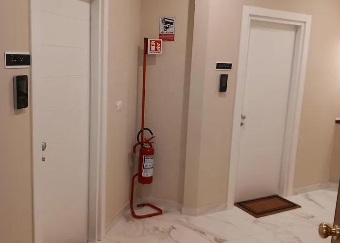 Gasthof Domus Quattro Cantoni LʼAquila